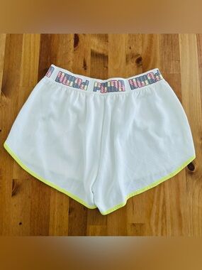 PUMA Athletic Boyfriend Women’s Shorts White  Neon Small